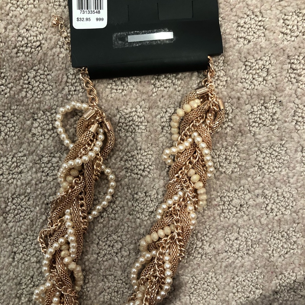 Chunky gold necklace
